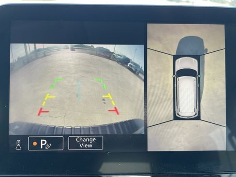 Used 2023 Nissan Armada SL w/ Captain's Chairs Package image 11