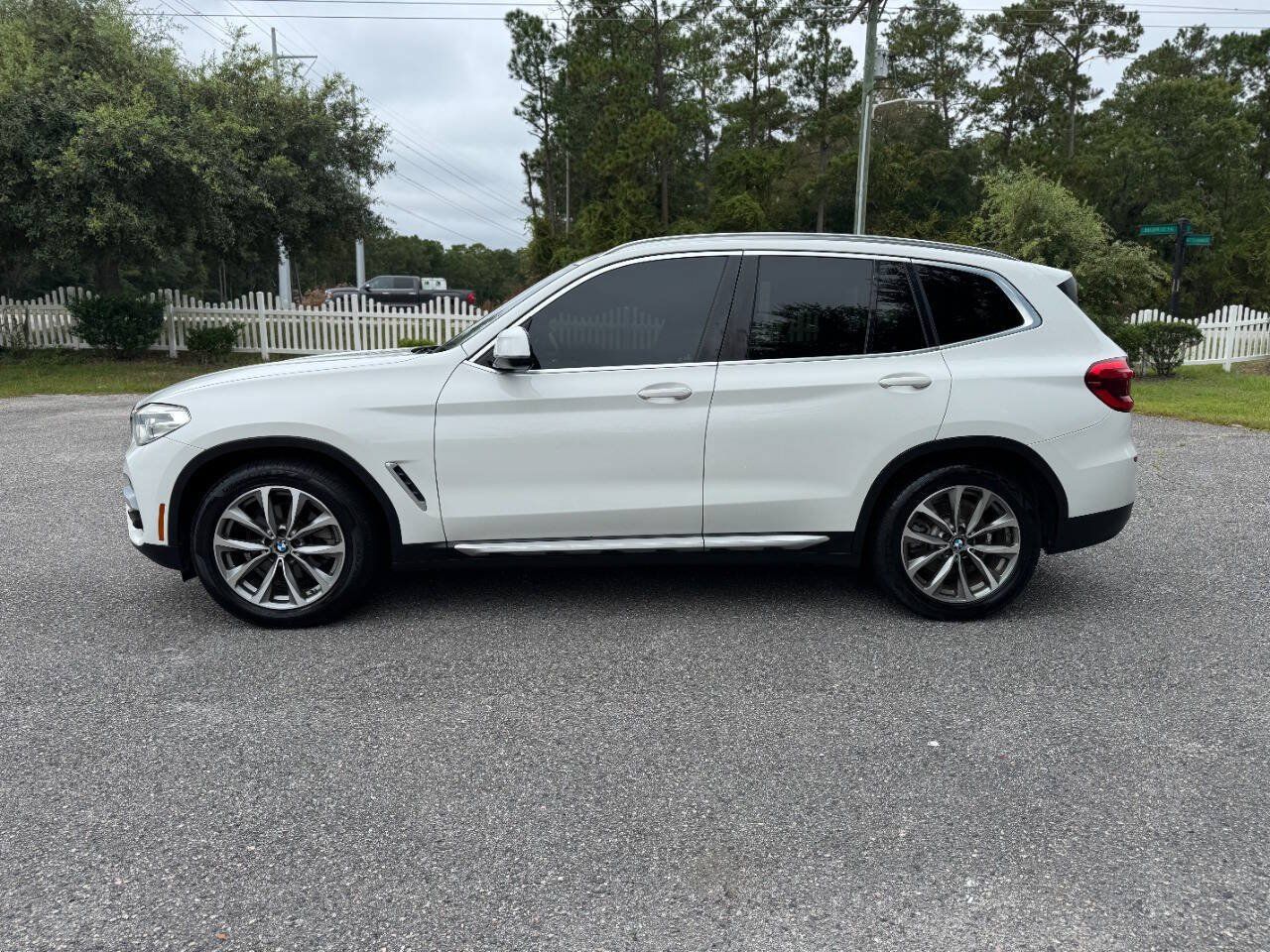 Used 2019 BMW X3 sDrive30i RWD image 3