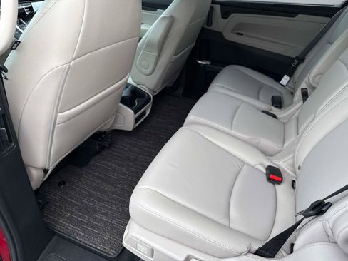 Certified 2025 Honda Odyssey EX-L image 16