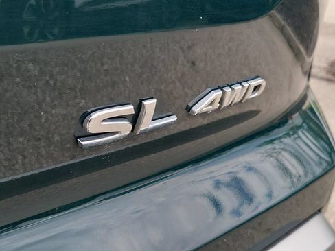 Used 2023 Nissan Pathfinder SL AWD/4WD image 37