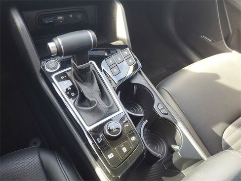 Certified 2024 Kia Sportage SX image 27