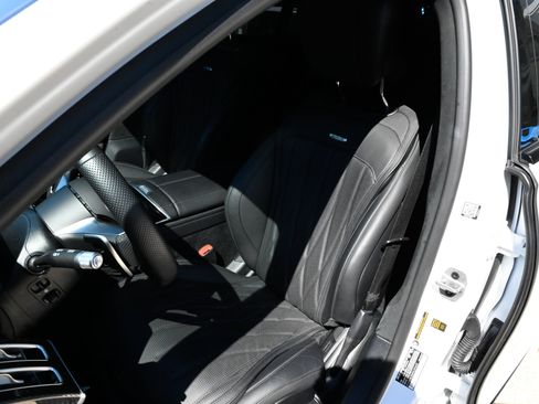 Used 2024 Mercedes-Benz S 63 AMG S image 18