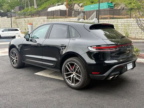 Used 2023 Porsche Macan S AWD/4WD image 5