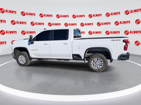 Used 2021 Chevrolet Silverado 2500 LT w/ Fleet Comfort Package image 7