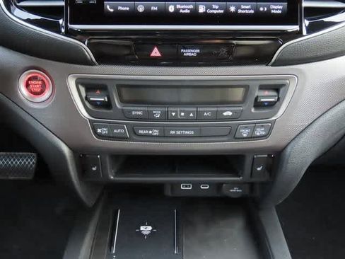 New 2025 Honda Ridgeline RTL image 19