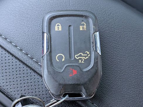 Used 2020 Chevrolet Silverado 1500 High Country w/ Technology Package image 34