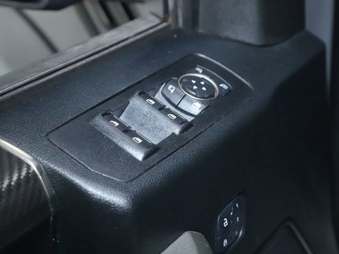 Used 2018 Ford F150 Raptor w/ Equipment Group 802A Luxury AWD/4WD image 16