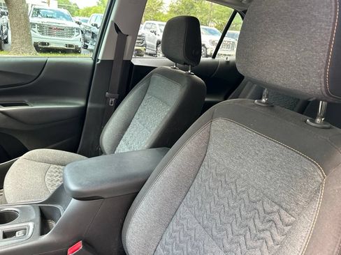 Used 2023 Chevrolet Equinox LT FWD image 10