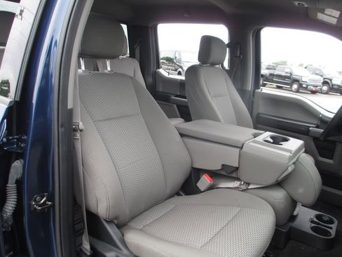 Used 2019 Ford F150 XLT w/ Equipment Group 302A Luxury AWD/4WD image 22