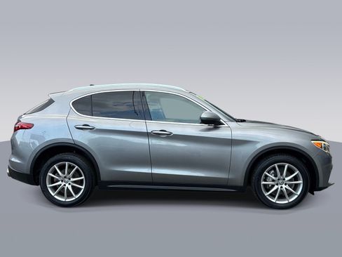Used 2018 Alfa Romeo Stelvio Ti AWD/4WD image 8