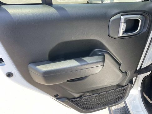 Used 2023 Jeep Wrangler Unlimited Sport AWD/4WD image 23