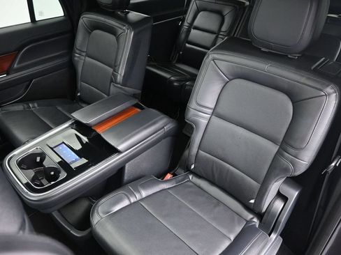 Used 2023 Lincoln Navigator L Reserve AWD/4WD image 20