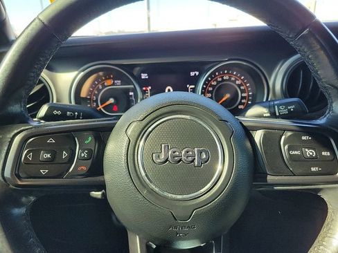 Used 2018 Jeep Wrangler Unlimited Sport S image 19