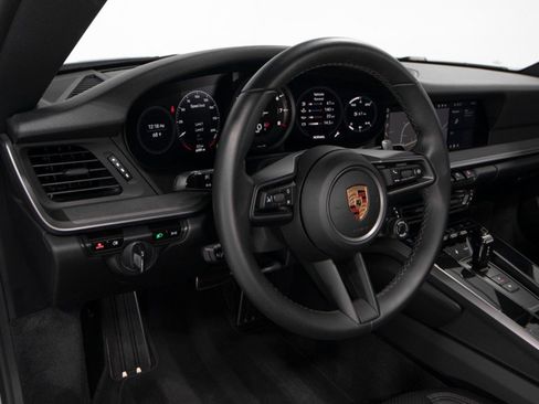 Used 2020 Porsche 911 Carrera S image 22