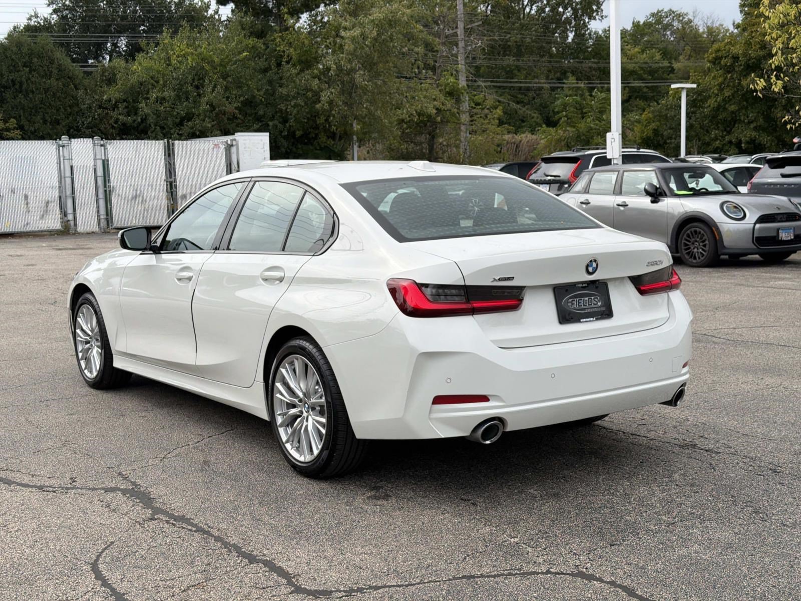 Certified 2023 BMW 330i xDrive Sedan w/ Premium Package AWD/4WD image 14