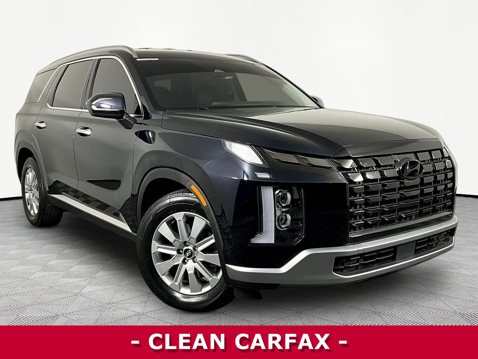 Used 2023 Hyundai Palisade SEL w/ Cargo Package AWD/4WD image 3