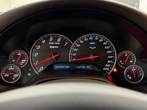 Used 2006 Chevrolet Corvette Z06 w/ Preferred Equipment Group RWD image 28