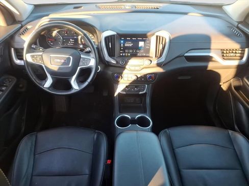 Used 2023 GMC Terrain SLT image 21