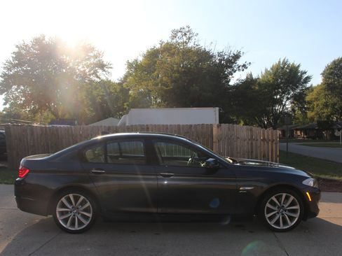 Used 2011 BMW 535i xDrive Sedan image 11