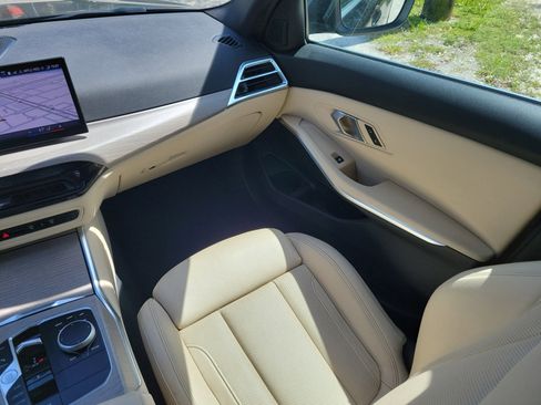 Used 2025 BMW 330i Sedan w/ Convenience Package image 12