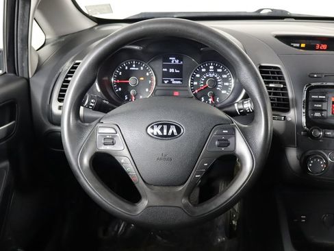 Used 2018 Kia Forte LX FWD image 7