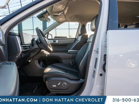 Used 2024 Hyundai Santa Fe SEL FWD image 6