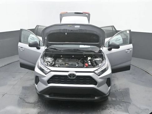 Used 2024 Toyota RAV4 LE FWD image 34