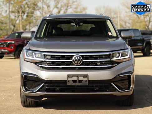 Used 2022 Volkswagen Atlas SEL Premium image 2