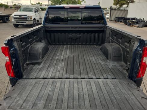 Used 2021 Chevrolet Silverado 1500 RST w/ Convenience Package II AWD/4WD image 27