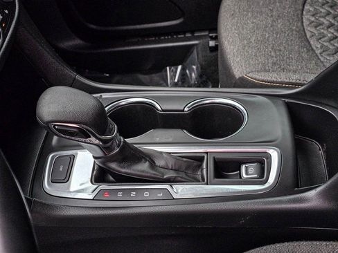 Certified 2024 Chevrolet Equinox LT AWD/4WD image 16