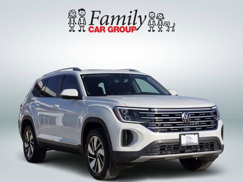 New 2026 Volkswagen Atlas SEL AWD/4WD image 2