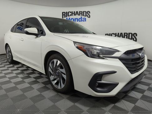 Used 2024 Subaru Legacy Limited image 6