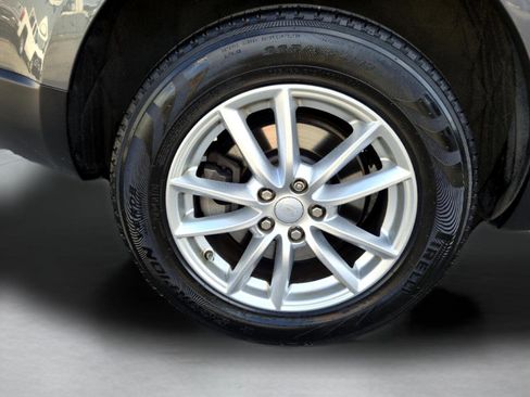 Used 2016 Land Rover Range Rover Sport SE image 28