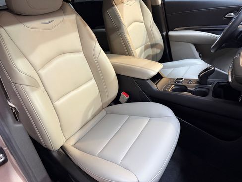 Certified 2023 Cadillac XT4 Luxury image 46