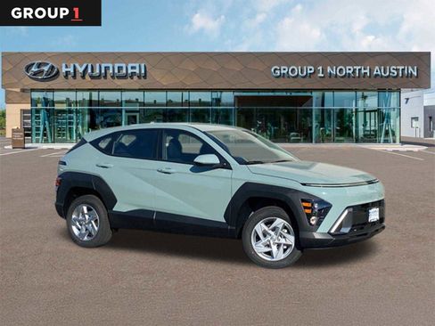 New 2026 Hyundai Kona SE image 1