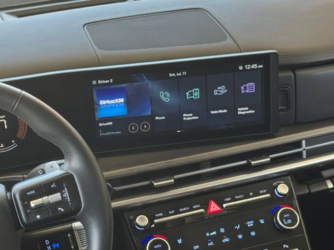 Used 2025 Hyundai Santa Fe SEL FWD image 14