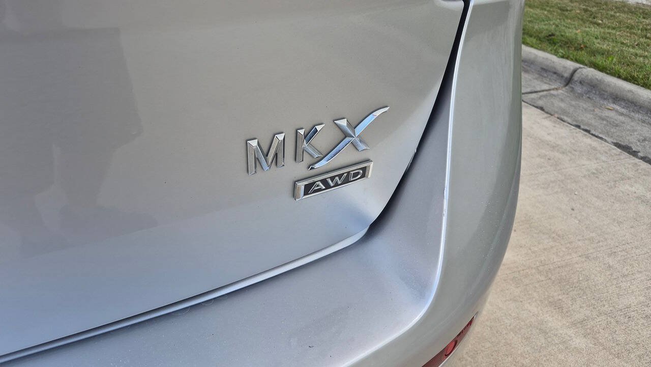 Used 2015 Lincoln MKX AWD w/ Equipment Group 102A image 15