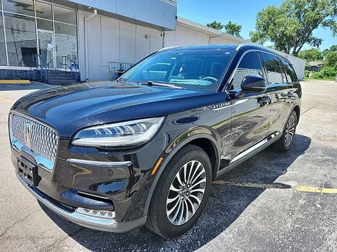 Used 2020 Lincoln Aviator Reserve w/ Equipment Group 201A AWD/4WD image 2