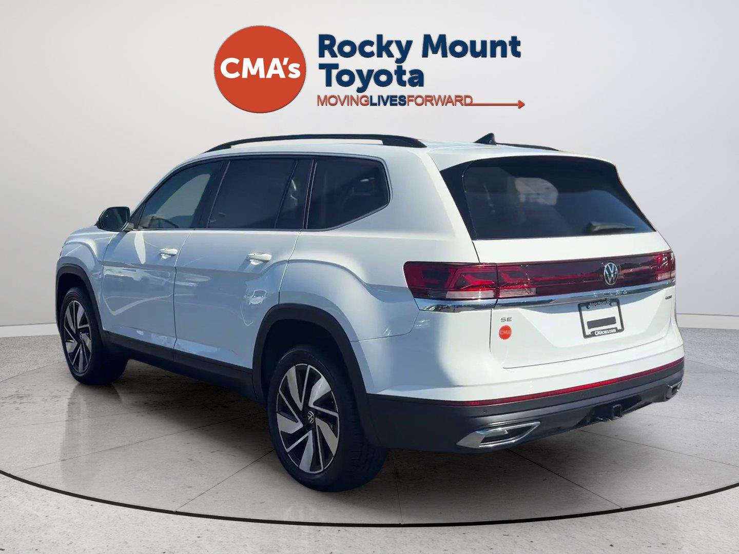 Used 2025 Volkswagen Atlas SE AWD/4WD image 6