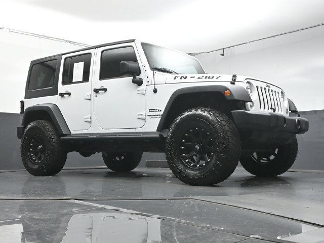 Used 2018 Jeep Wrangler Unlimited Sport S AWD/4WD image 36