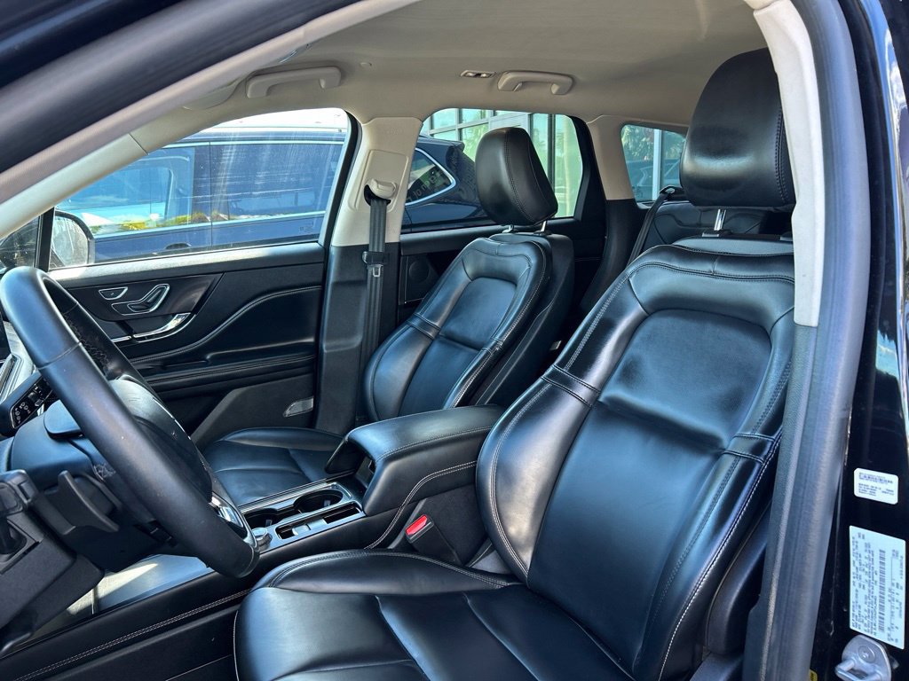Used 2023 Lincoln Corsair AWD image 19