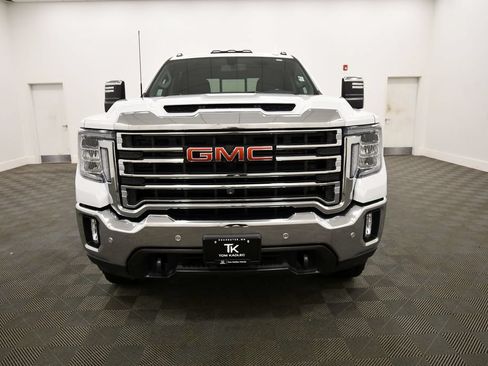 Used 2023 GMC Sierra 2500 SLT w/ SLT Preferred Package AWD/4WD image 11