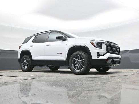 New 2026 GMC Terrain AT4 w/ Convenience Package III image 43