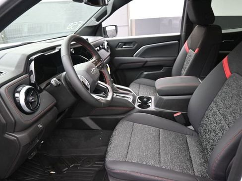 New 2026 Chevrolet Colorado Z71 image 8