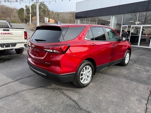 Used 2023 Chevrolet Equinox LT AWD/4WD image 5
