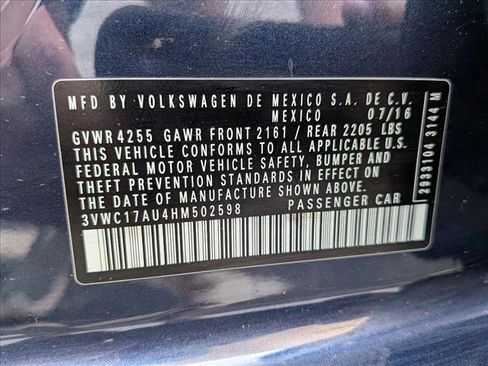 Used 2017 Volkswagen Golf SportWagen FWD image 24