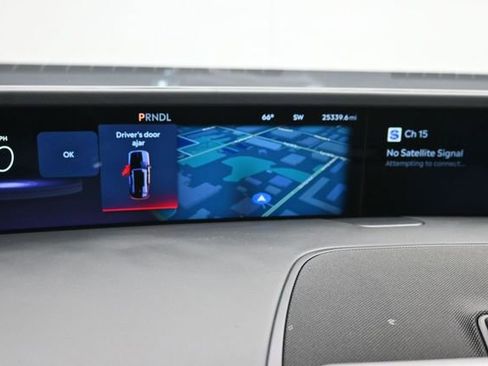 Certified 2025 Lincoln Nautilus Reserve AWD/4WD image 14