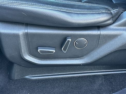 Used 2019 Ford Expedition Max XLT w/ Equipment Group 201A image 25