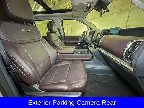 Used 2026 Ford Expedition Platinum w/ Platinum Ultimate Package AWD/4WD image 7