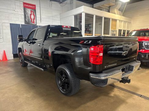 Used 2018 Chevrolet Silverado 2500 LTZ w/ Vortec Plus Package AWD/4WD image 2